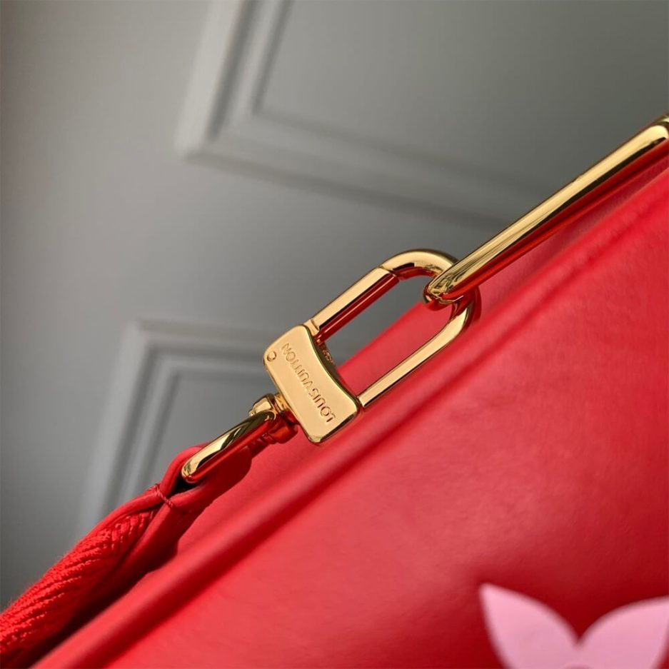 LV Coussin PM